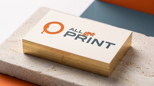 Visitenkarten mit Goldschnitt und All You Print Logo auf Naturstein