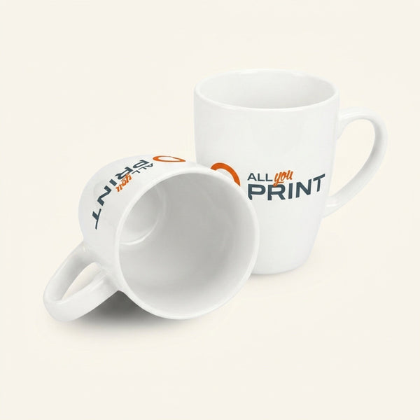 Tasses en porcelaine, coniques