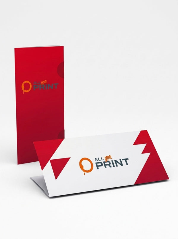 Flyers pliés / dépliants avec pastille adhésive