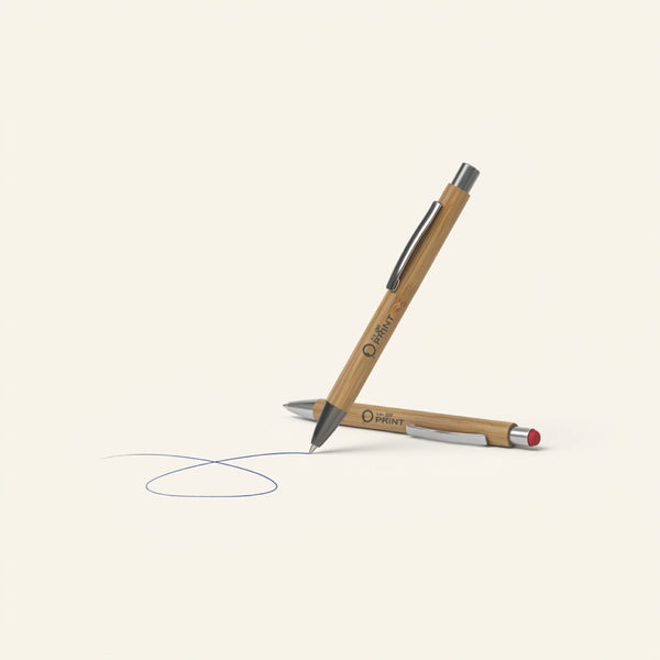 Stylo a bille en bambou avec elements metalliques