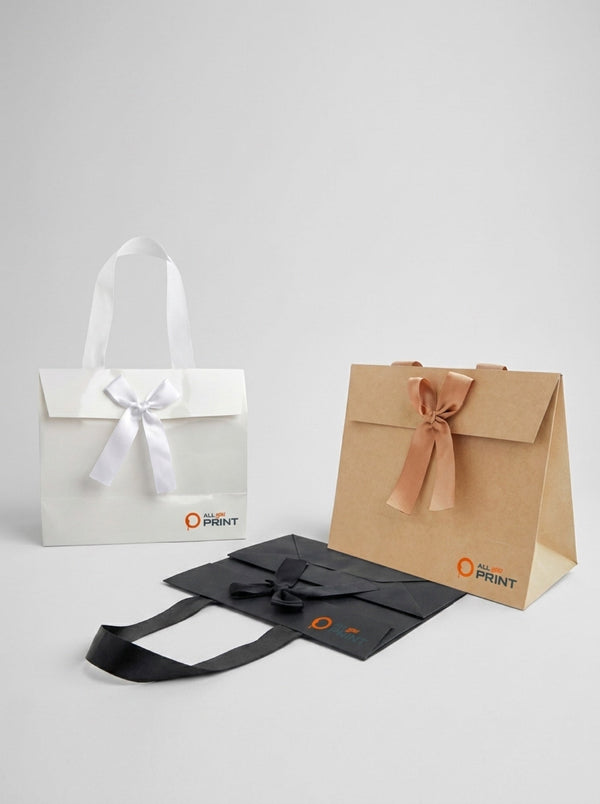 Sacs cadeaux avec ruban en satin